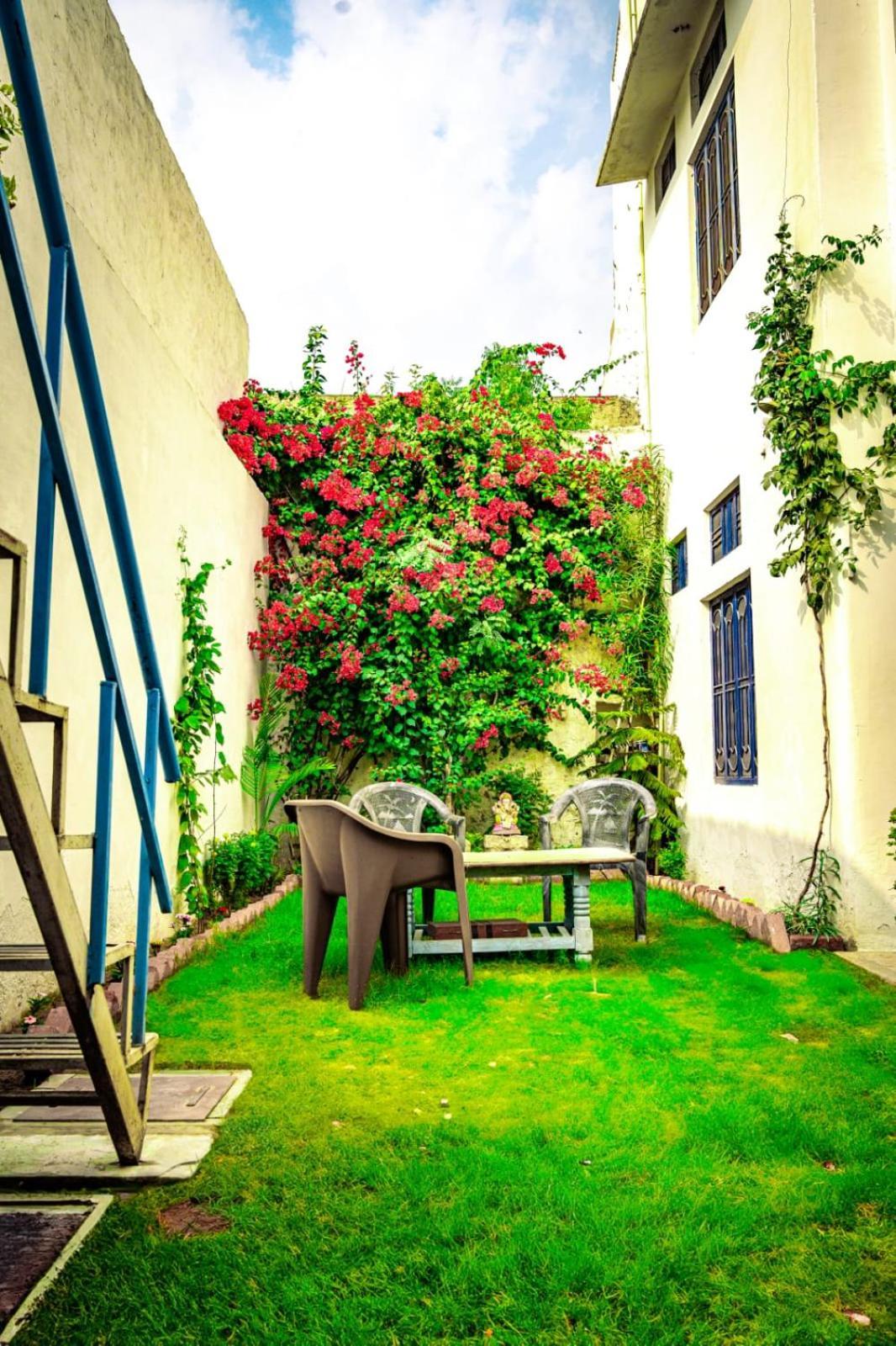 Rajguru Guest House Puškar Exteriér fotografie
