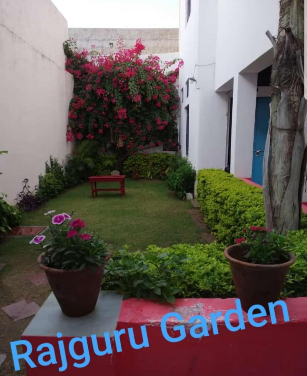 Rajguru Guest House Puškar Pokoj fotografie
